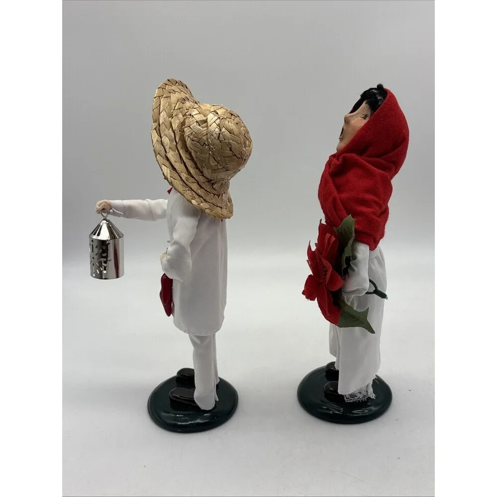 Retired Byers Choice Carolers Children of the World Mexico Boy & Girl 1997